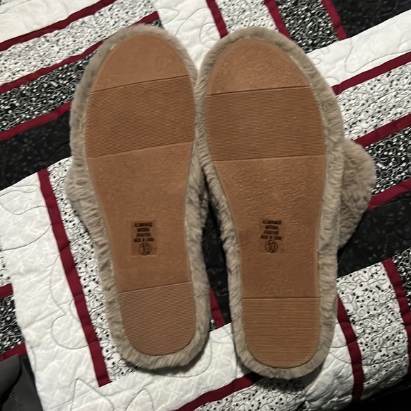 Soda brand slipper - Picture 3 of 3